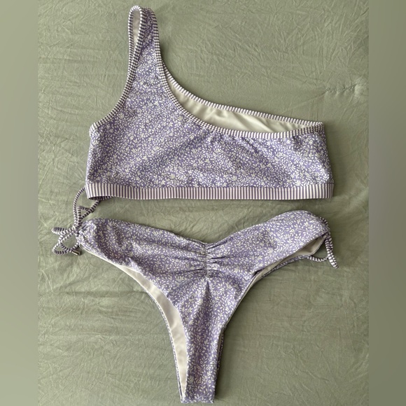 Bydee Australia Hvar Bikini in Spring Pattern size XL (runs small) - Picture 10 of 10